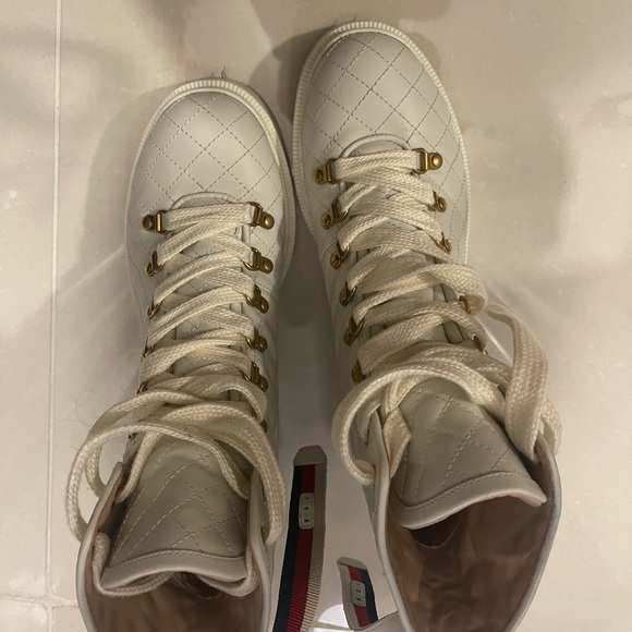 White motto boots authentic Gucci/ box and dust bags - Picture 16 of 16